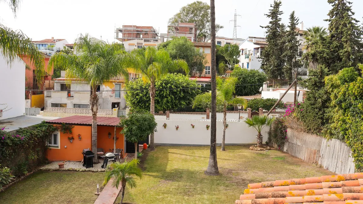 bc8903d4-59c4-4512-8a46-382480afbc44