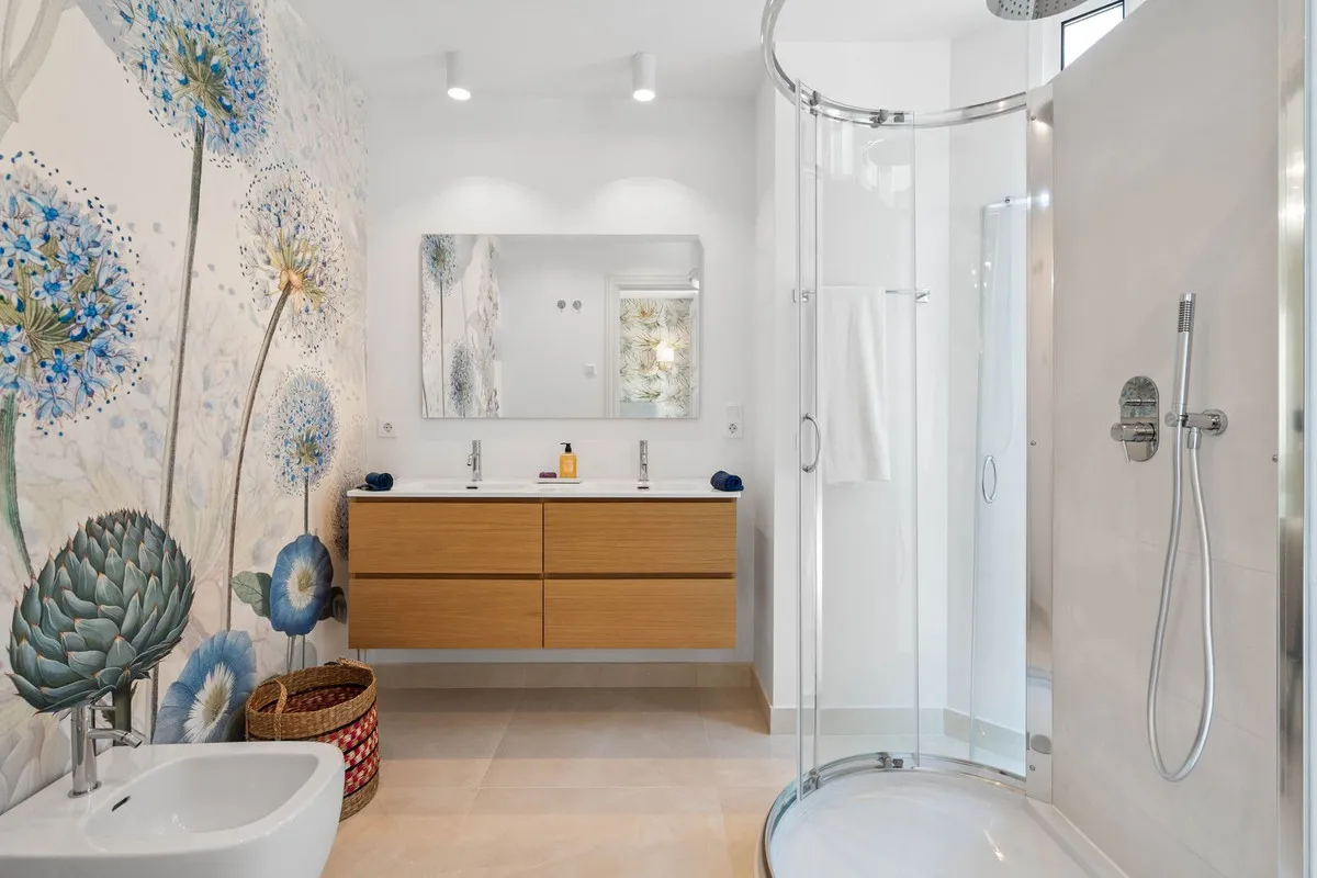 09398730-3bc8-4d1e-9d19-d1474edf327f