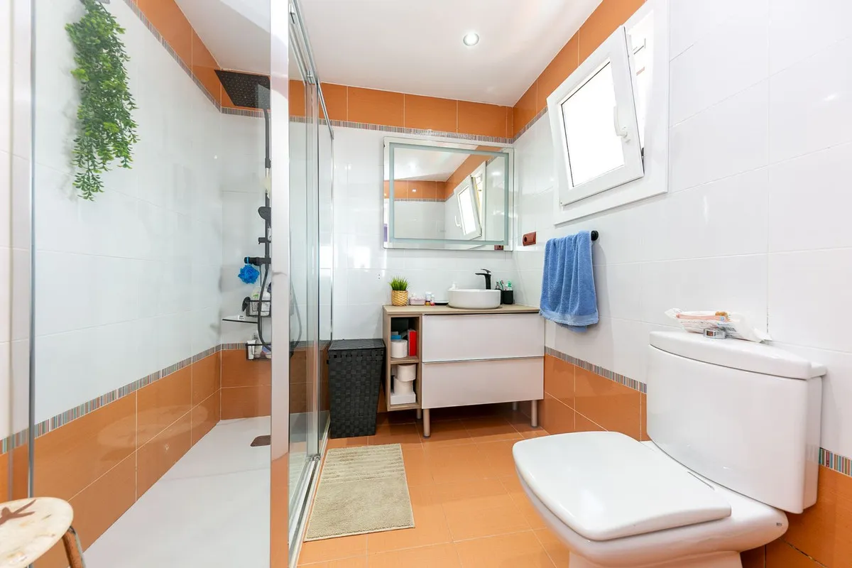 1e702eb4-64a8-4250-825a-3b491852a024