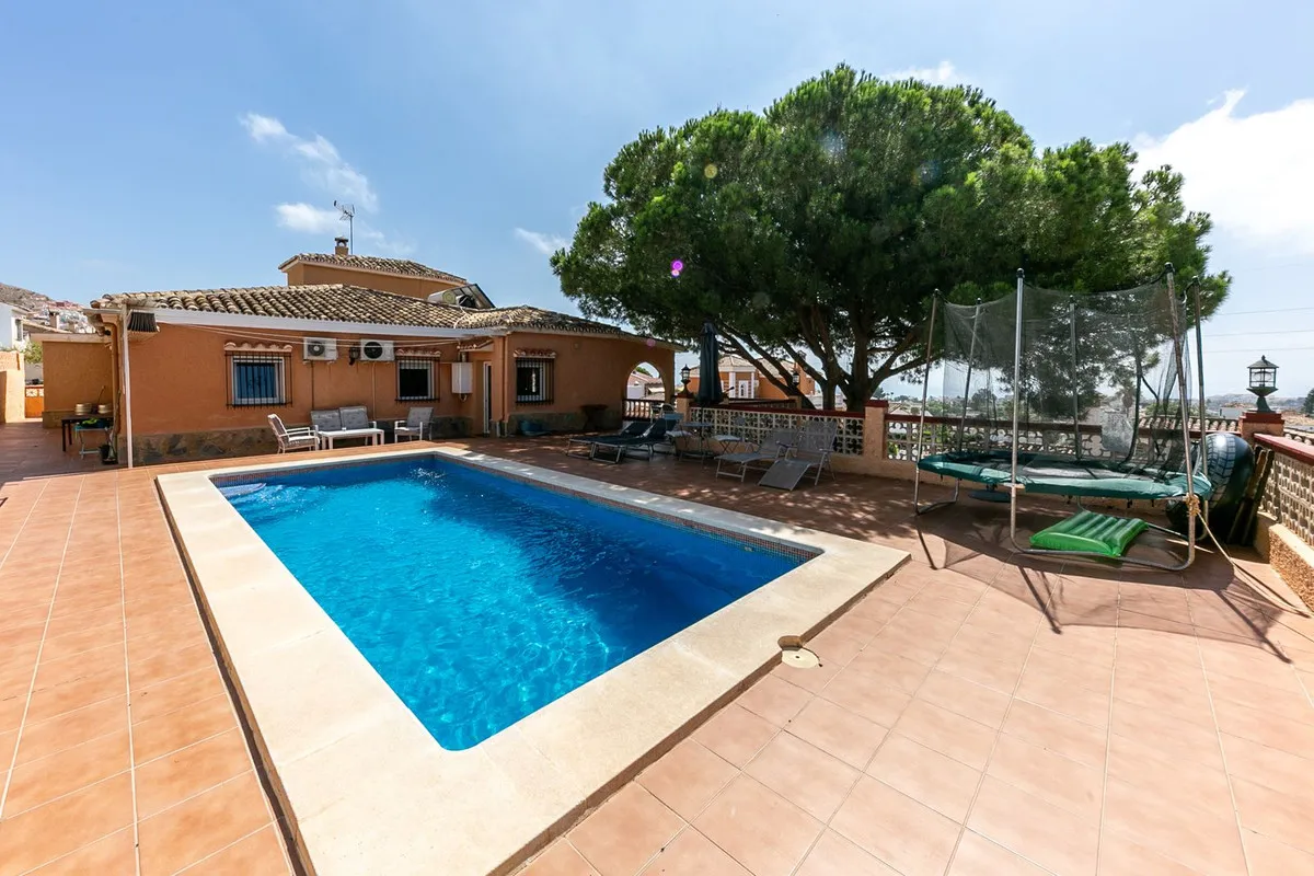 6d9bec06-abc0-4c6b-9b2b-204bbb21376c