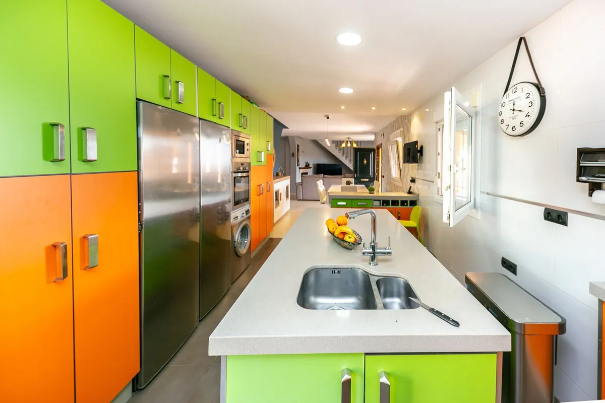 d70db8f7-0818-4a3a-bb41-19613601231a