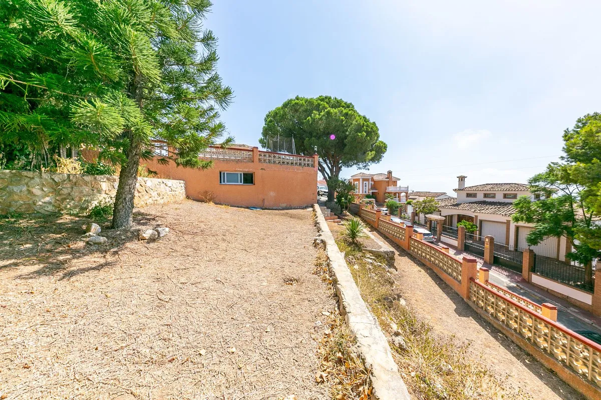 f325e9ad-75dc-47db-924d-e4cd310a240f