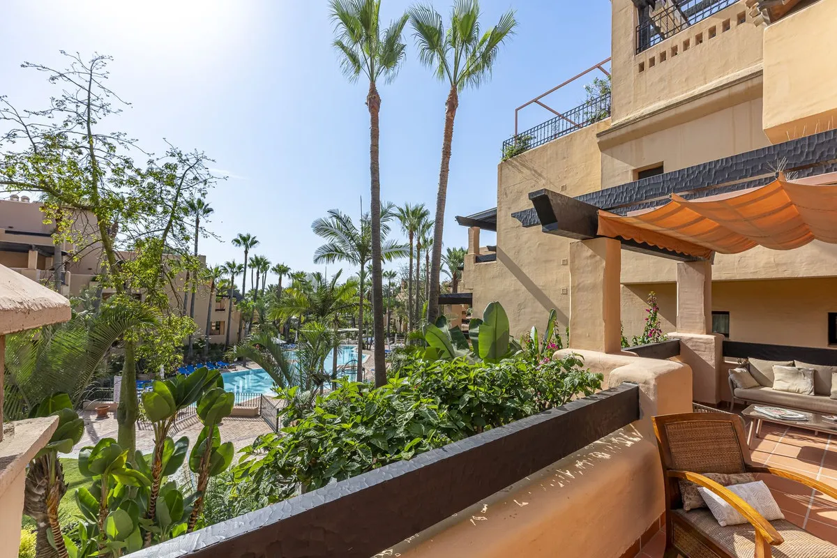 26e3726a-ca31-4340-b897-323162a1bc8b