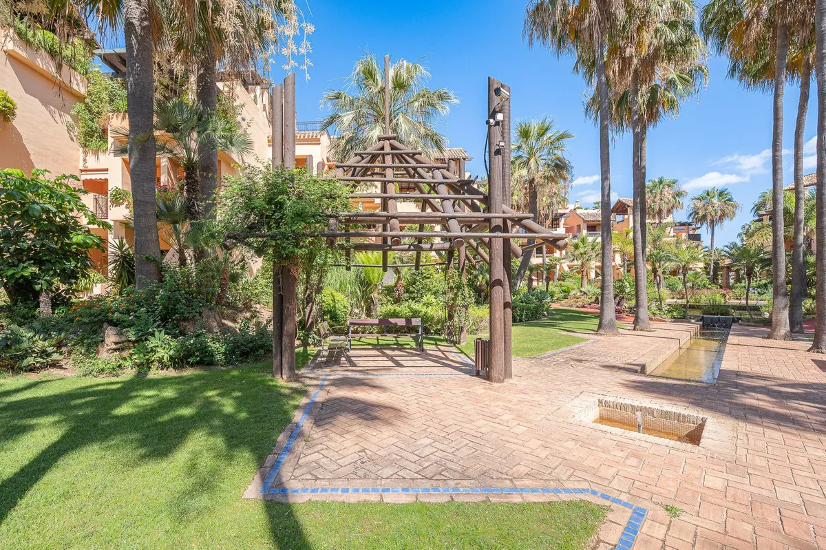 74337862-a8fe-4585-af21-e598bafc544b