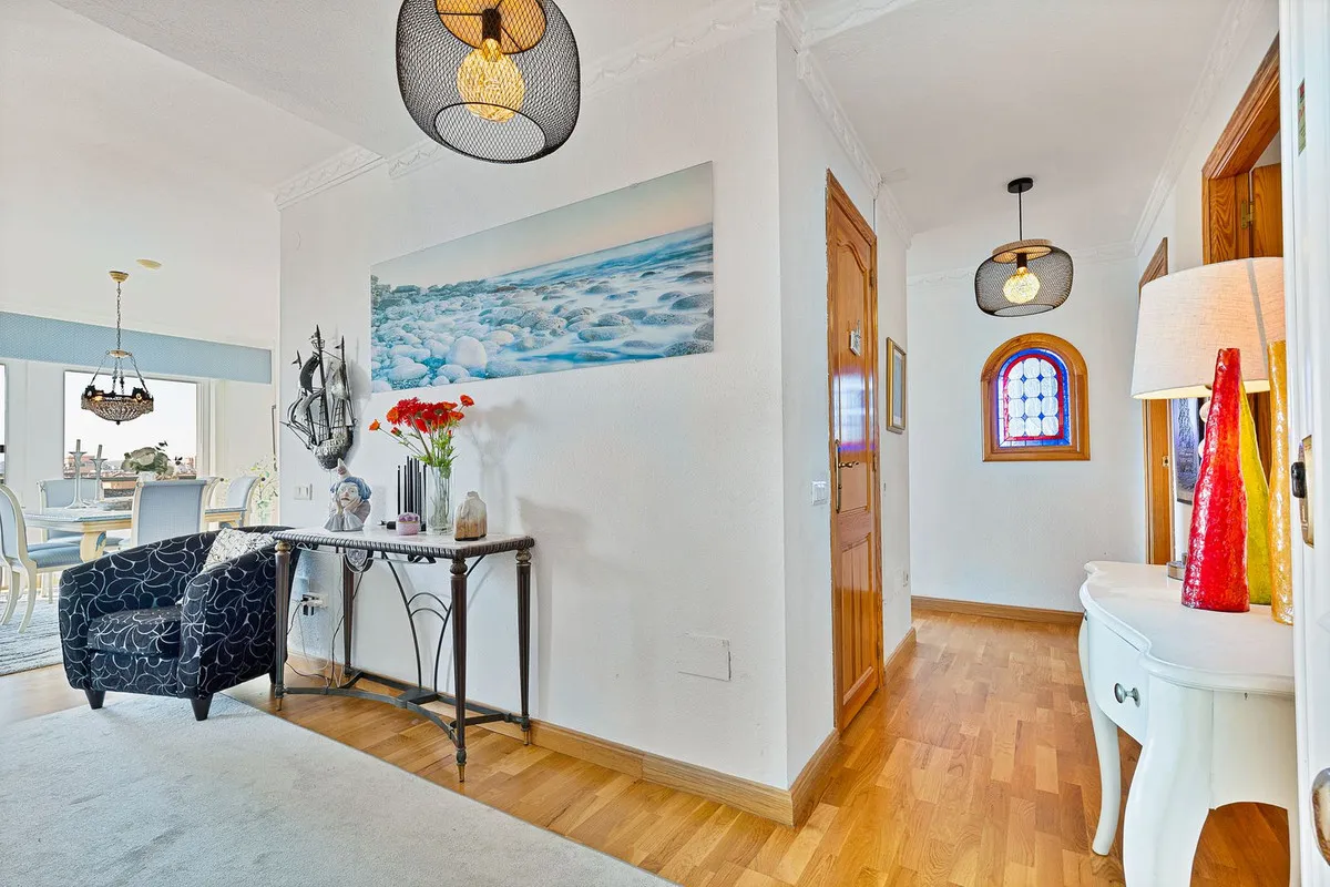 38f3b248-f52c-43d4-b476-0facde02d8f0