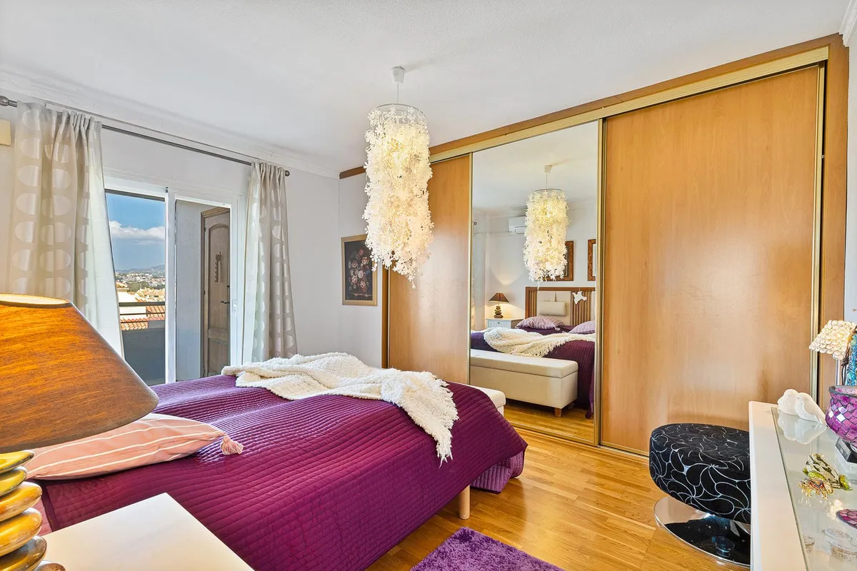 630659d8-92f3-40d8-8a45-5e3eeda28098