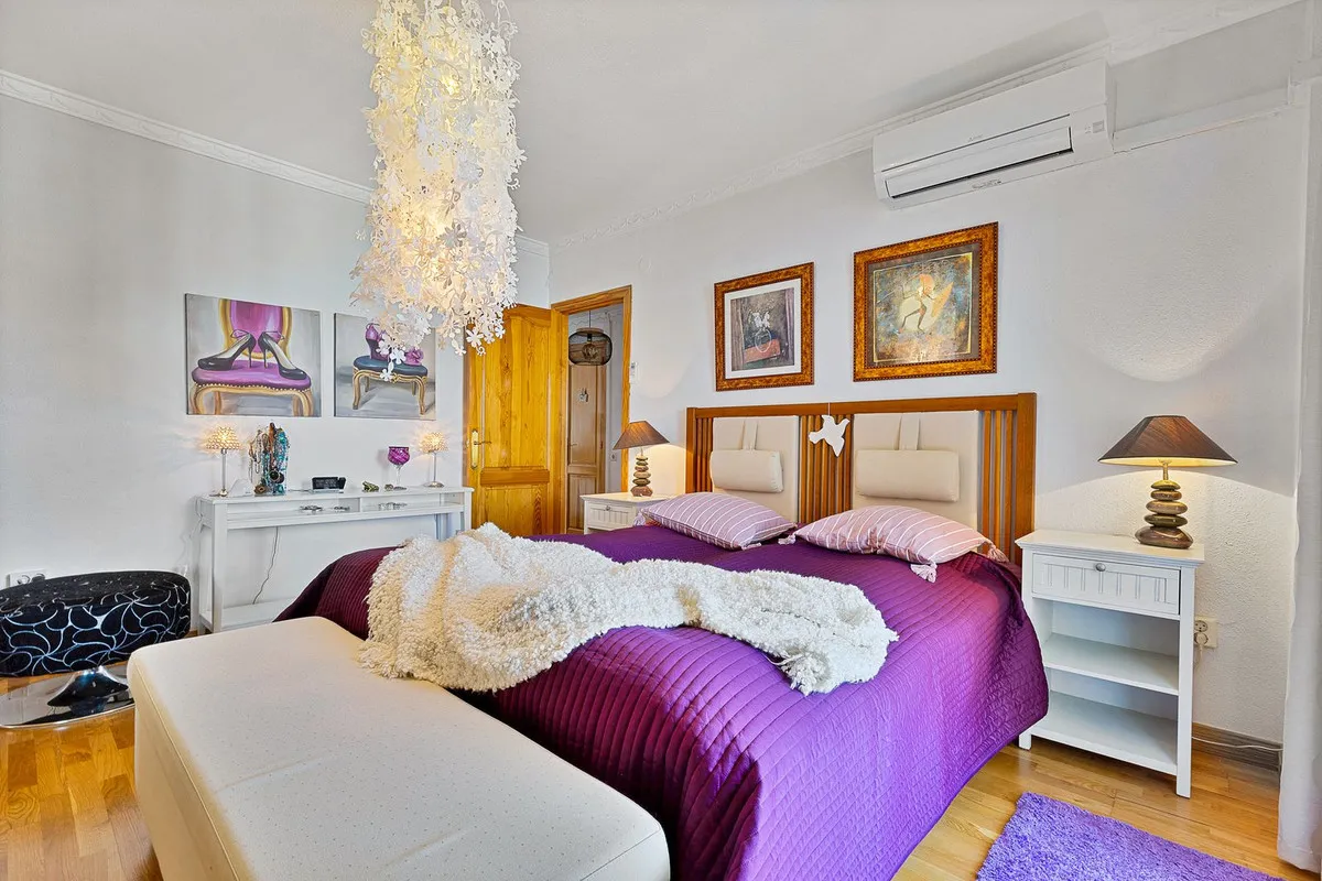 dcfb19c2-3f40-4170-b473-4414fbfc5158