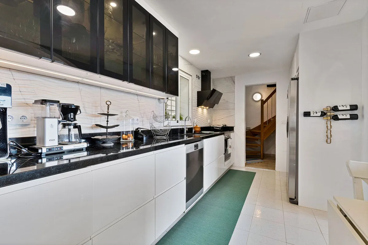 de45a617-b4aa-4174-9616-2a62af05d8fe