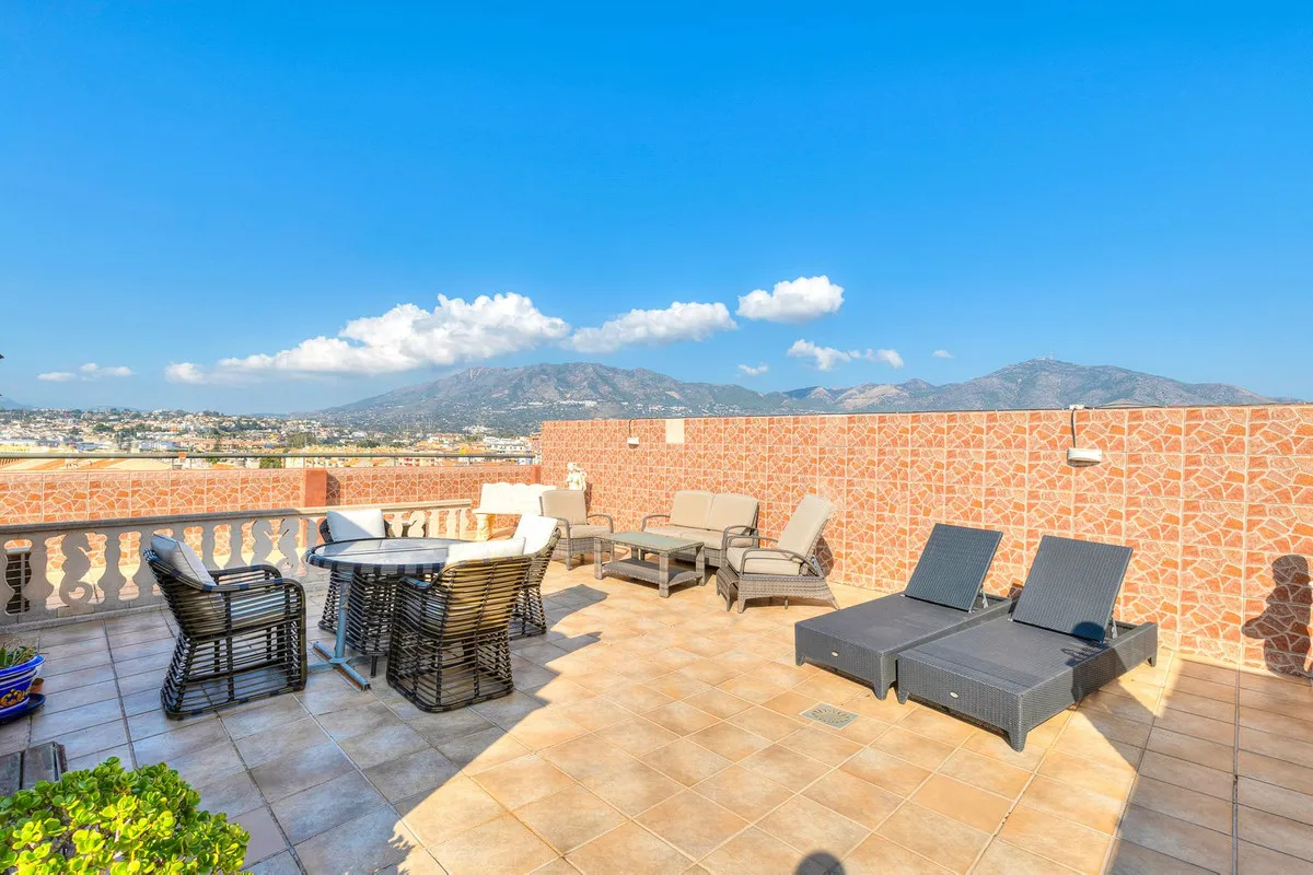 fa1e872b-3a4c-498c-8e7a-707474c8f8a8