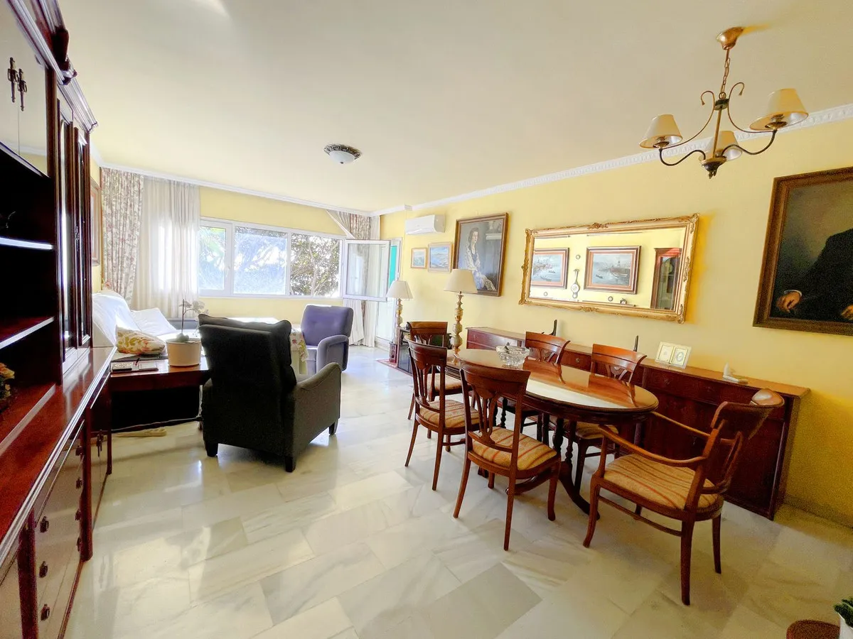 56e42613-db5f-4df0-9669-daf76db96004