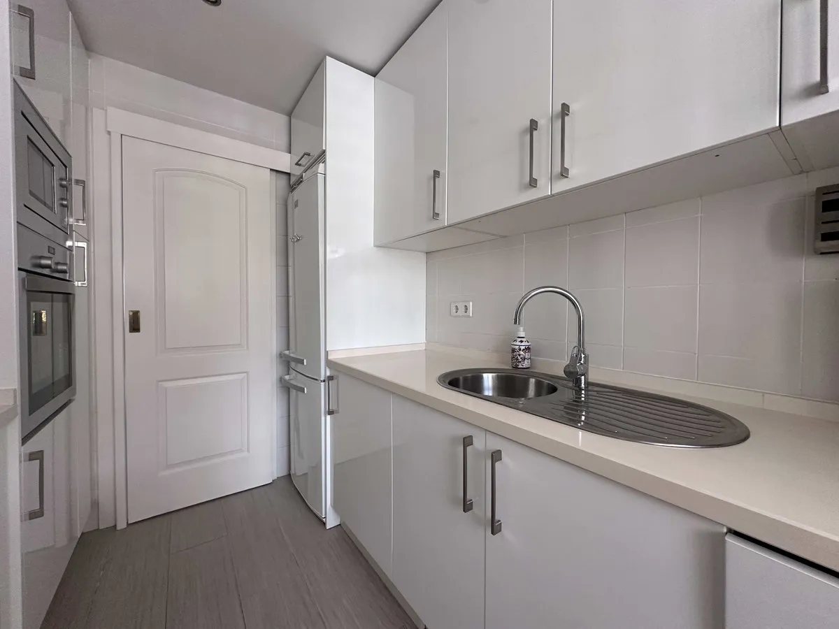 585a89a5-1818-435f-8584-2d2047f2e094