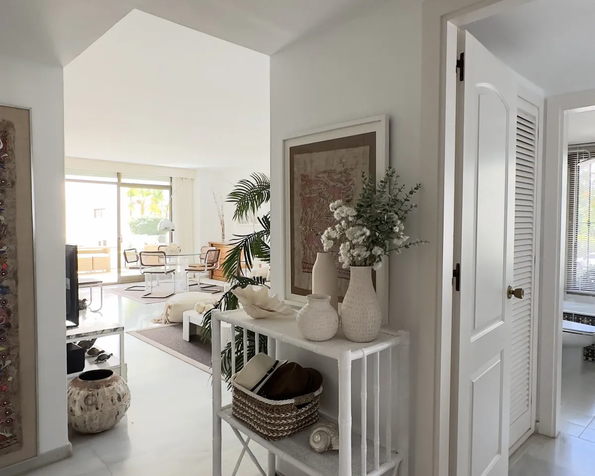 eab2c116-59ee-40dc-a093-bb71d439ca1d