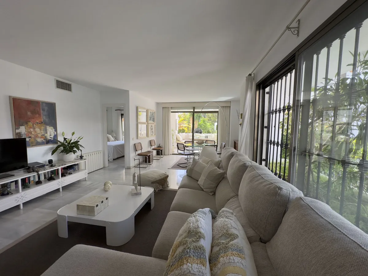 f1f2668f-68ed-498f-81c9-05132fe70546