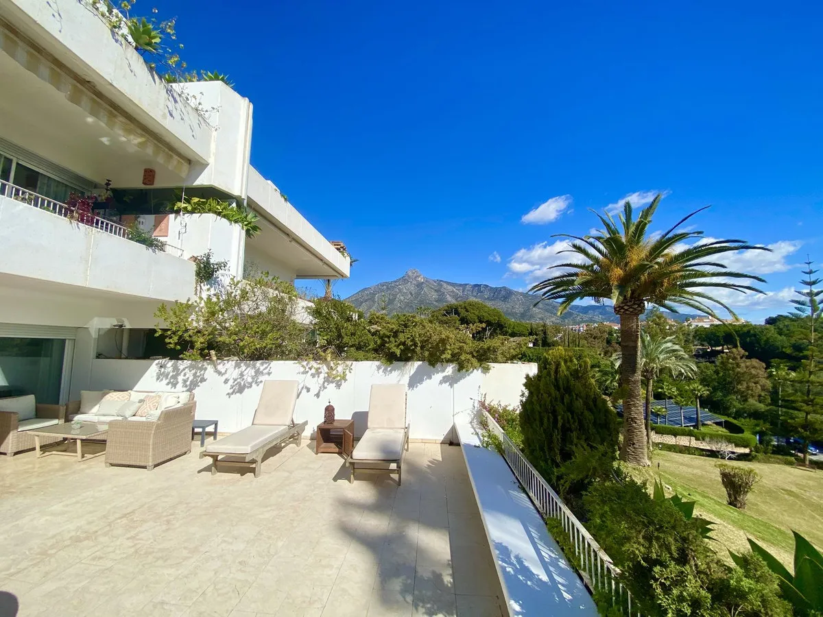 a11ba575-a021-4b52-823a-40ca9bcd3c39