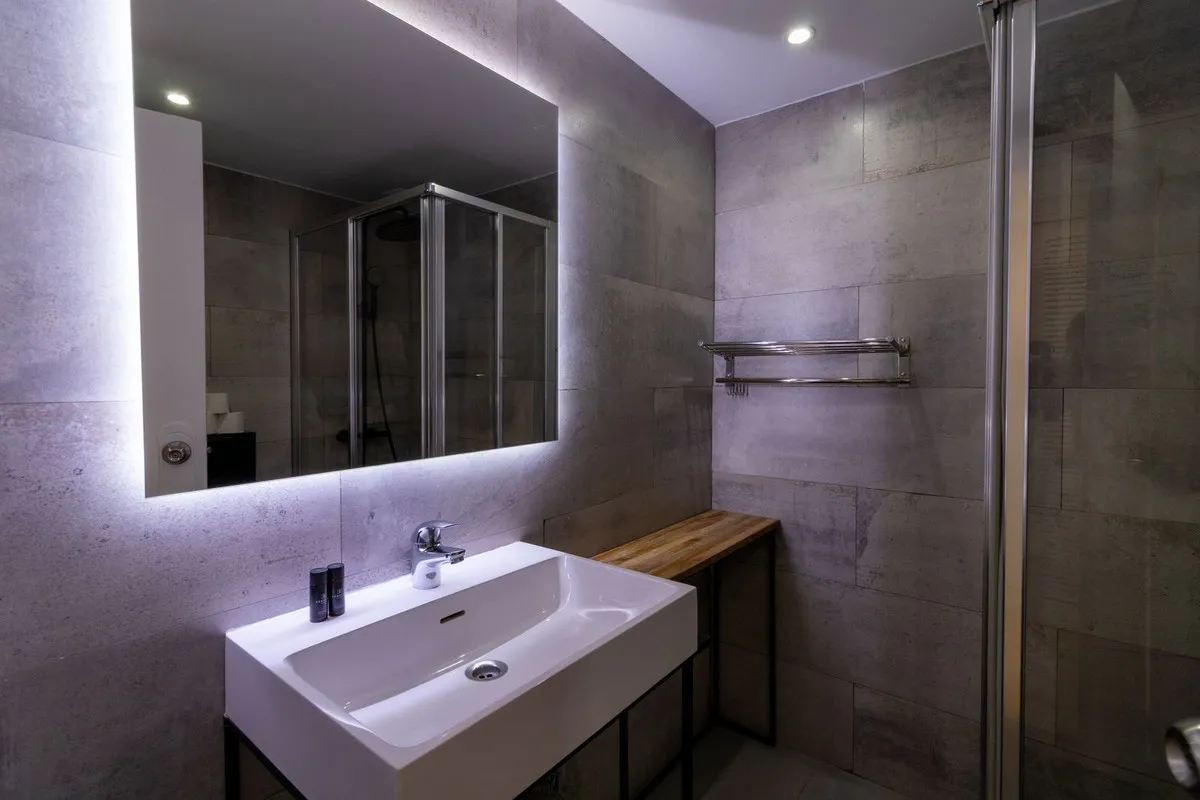 e239ecbc-b3f3-4dbc-94b6-90da5699fcc4