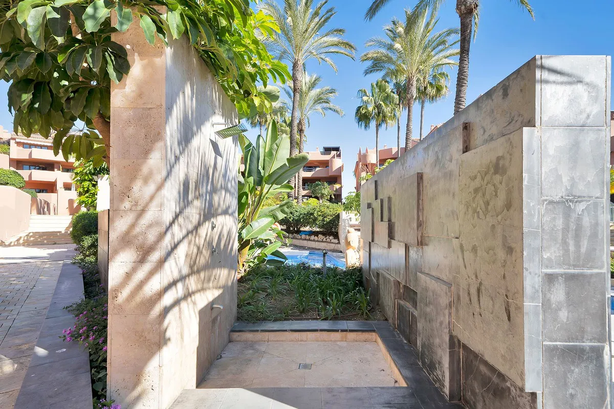 52e981ec-a5ea-4efc-9af4-69bceb16207d