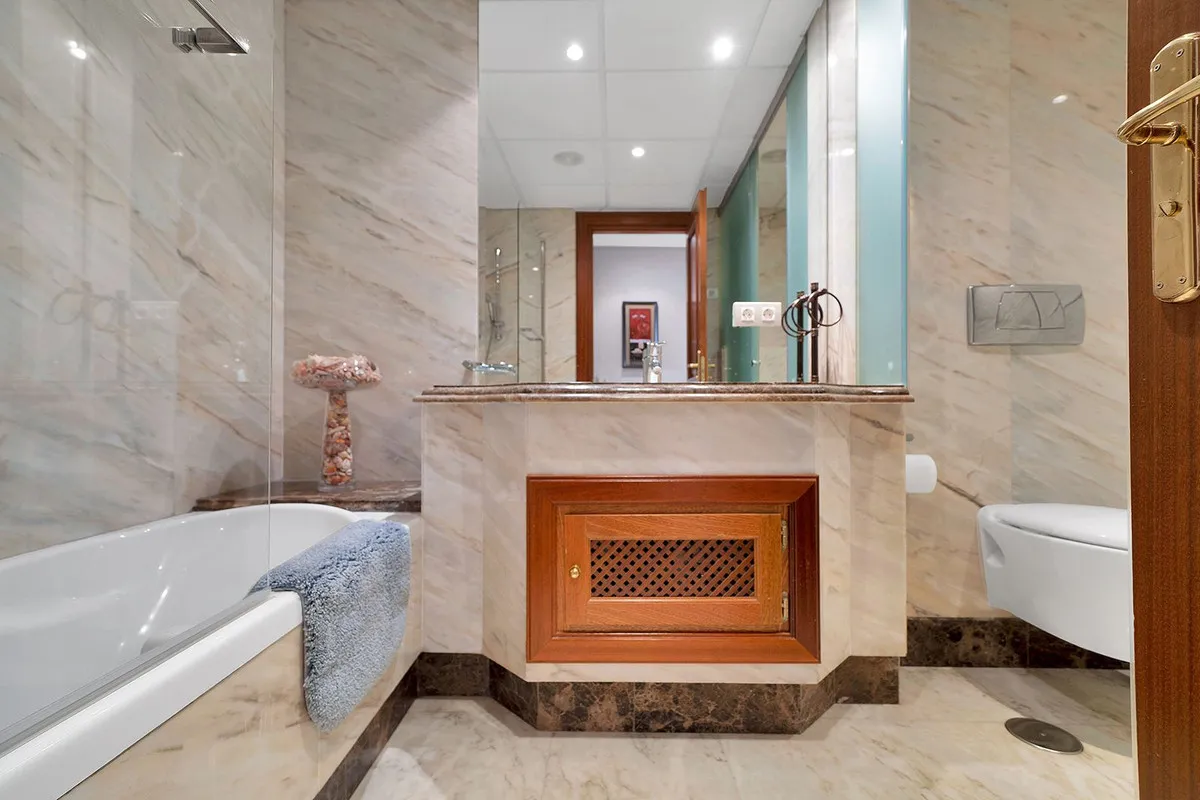 55576c2a-8135-4376-b397-1b1c4a007802