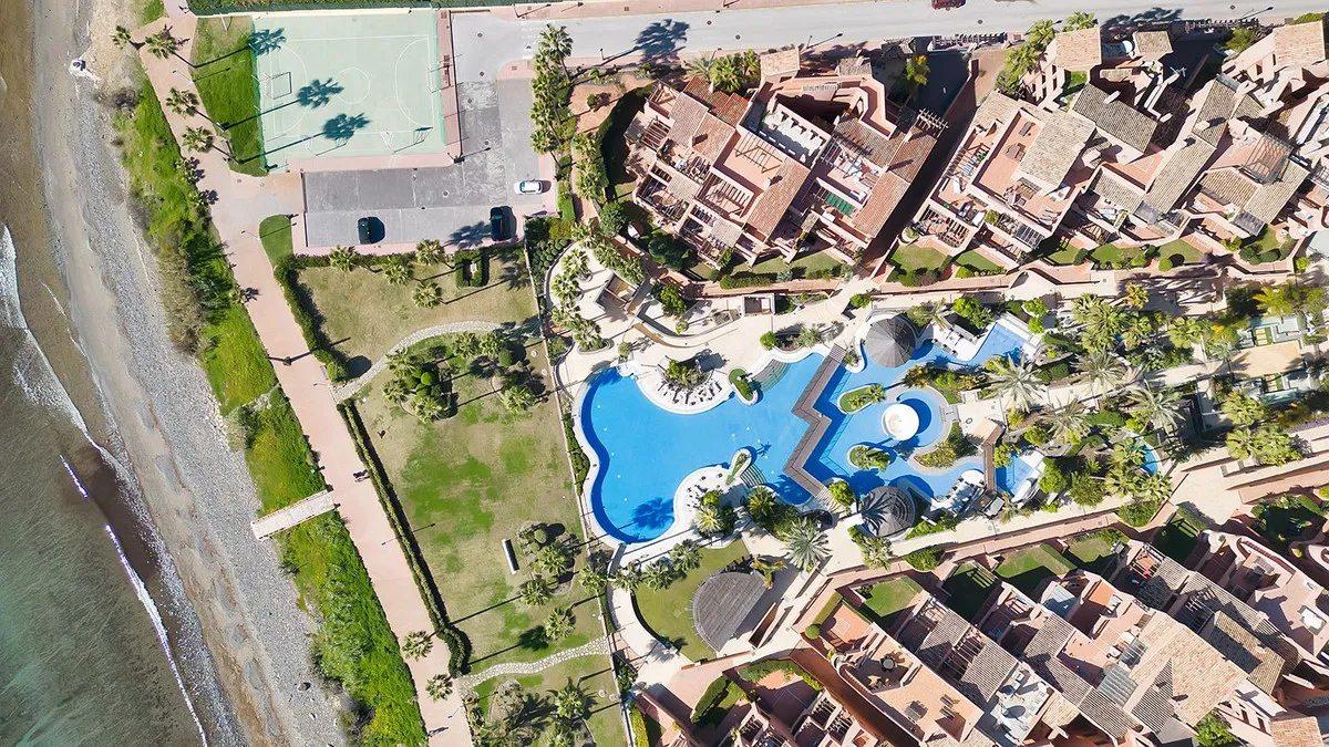 dcba5352-ed0e-427f-8b2a-450de20dd983