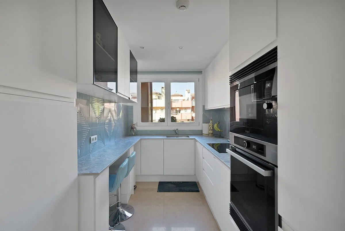 f84faebc-3357-4c99-a754-a43fd391575d