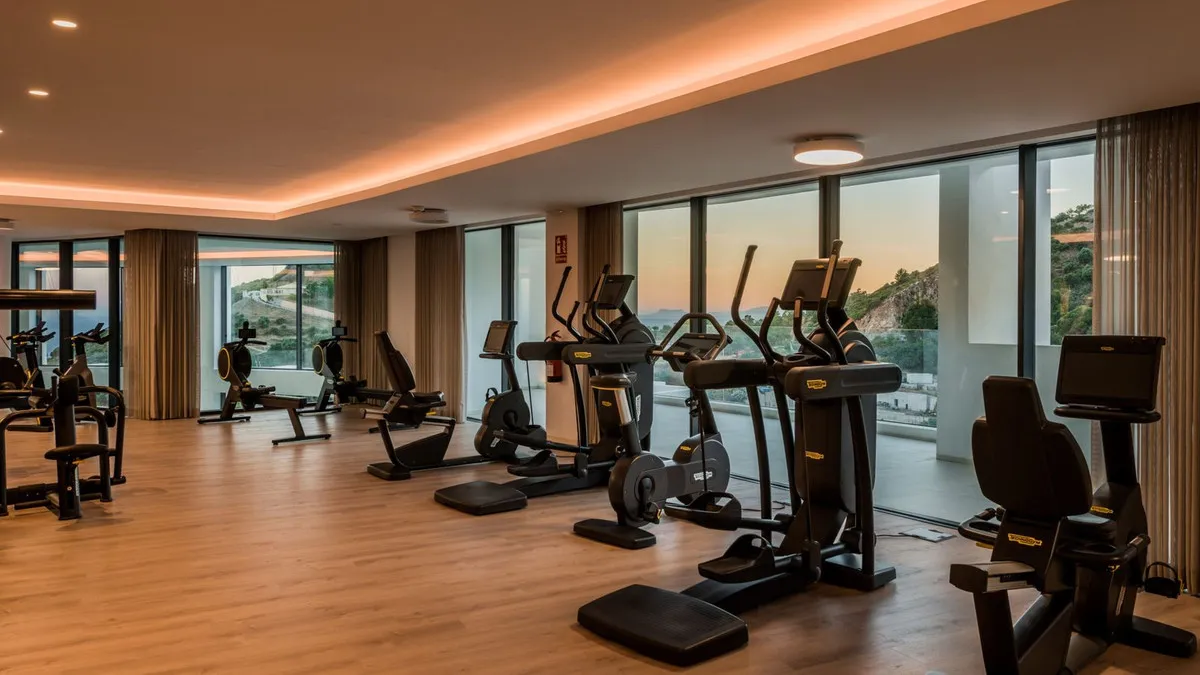 b4f9f74e-f3c6-415b-b777-d9217ed961a5