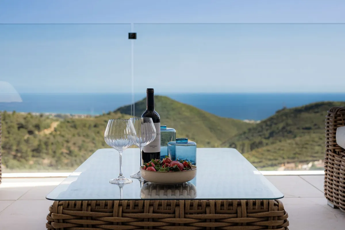 bace79c5-c48a-4008-b197-6afe7d6958f7