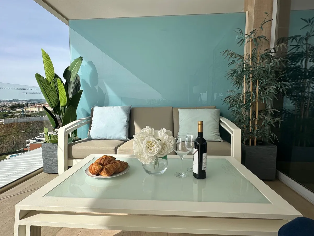 9d9f1f6a-9077-4965-b7e3-3749a781696e