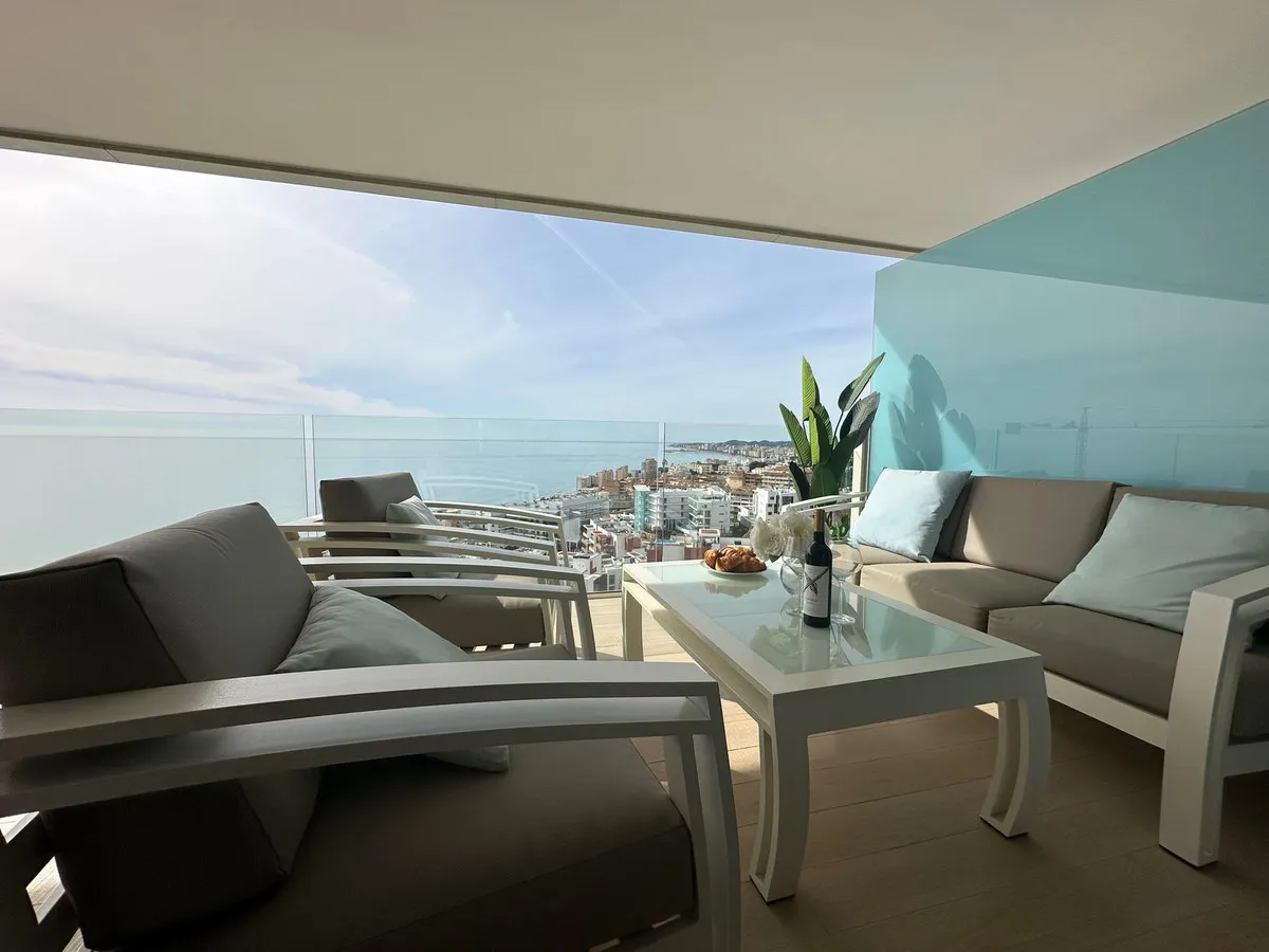 a08b9a08-8bed-4c03-93ad-02a53a93c991