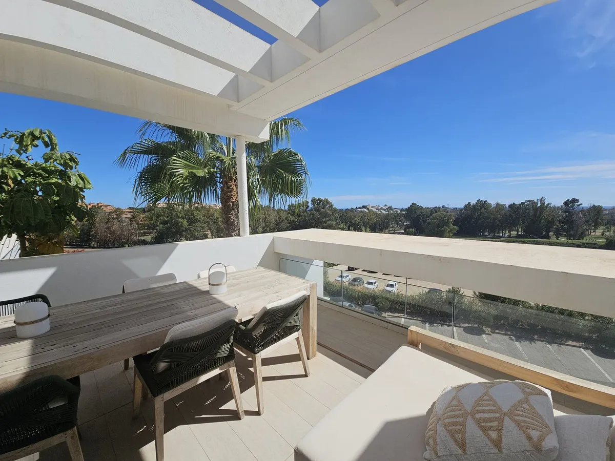 af354af0-7c75-443f-9360-506e7636ef7f