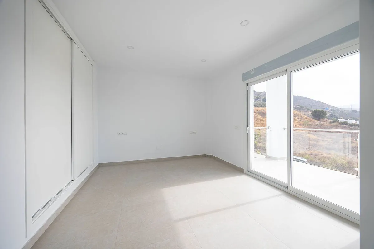 bf26859d-182b-4136-8235-6f9854fd783f