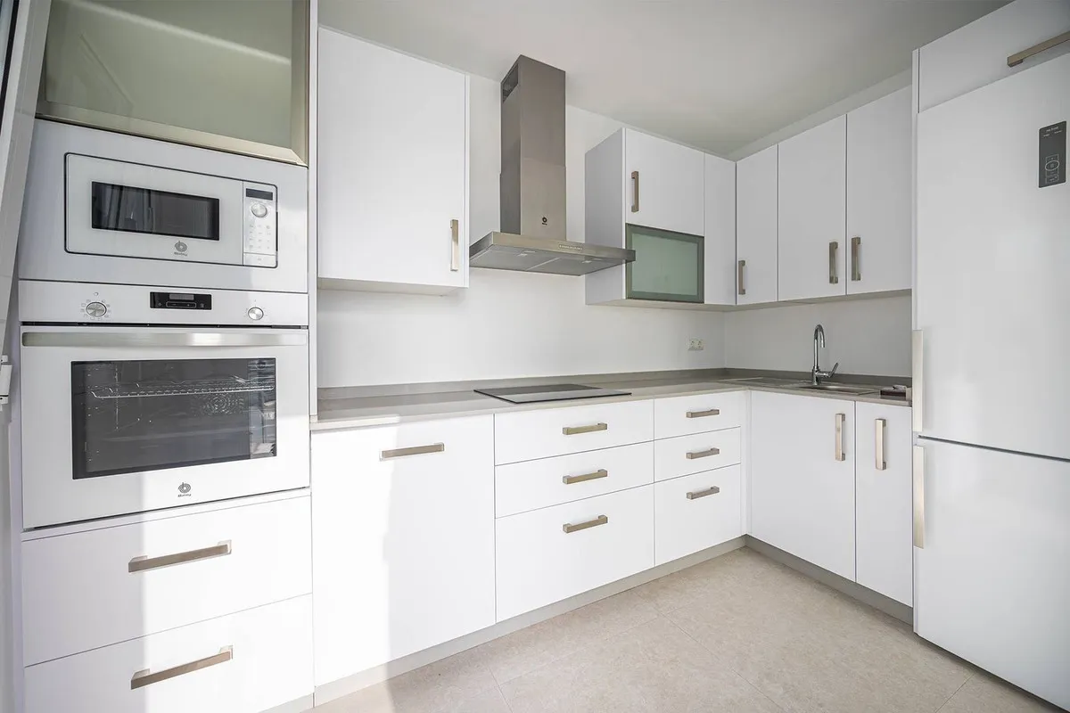 c74b4a5e-152c-4e5b-b878-131bf32bfe7b