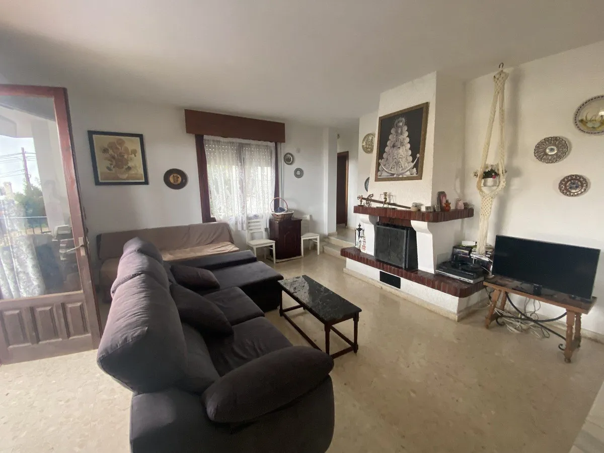 2d35ec19-9dd5-47aa-802c-520ad4a0c726