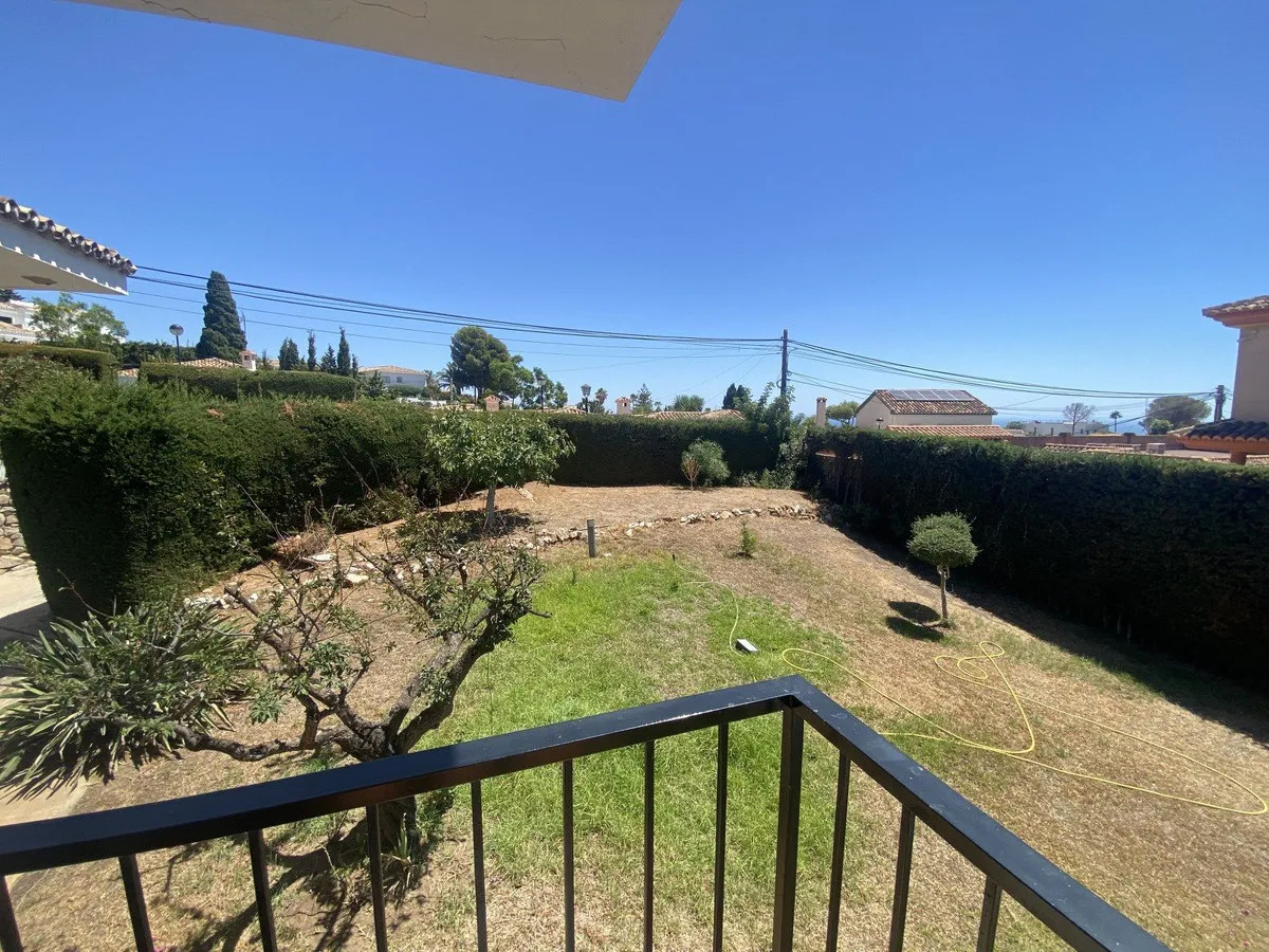 f1d715fd-a142-4006-b7ff-e9a978da6a28