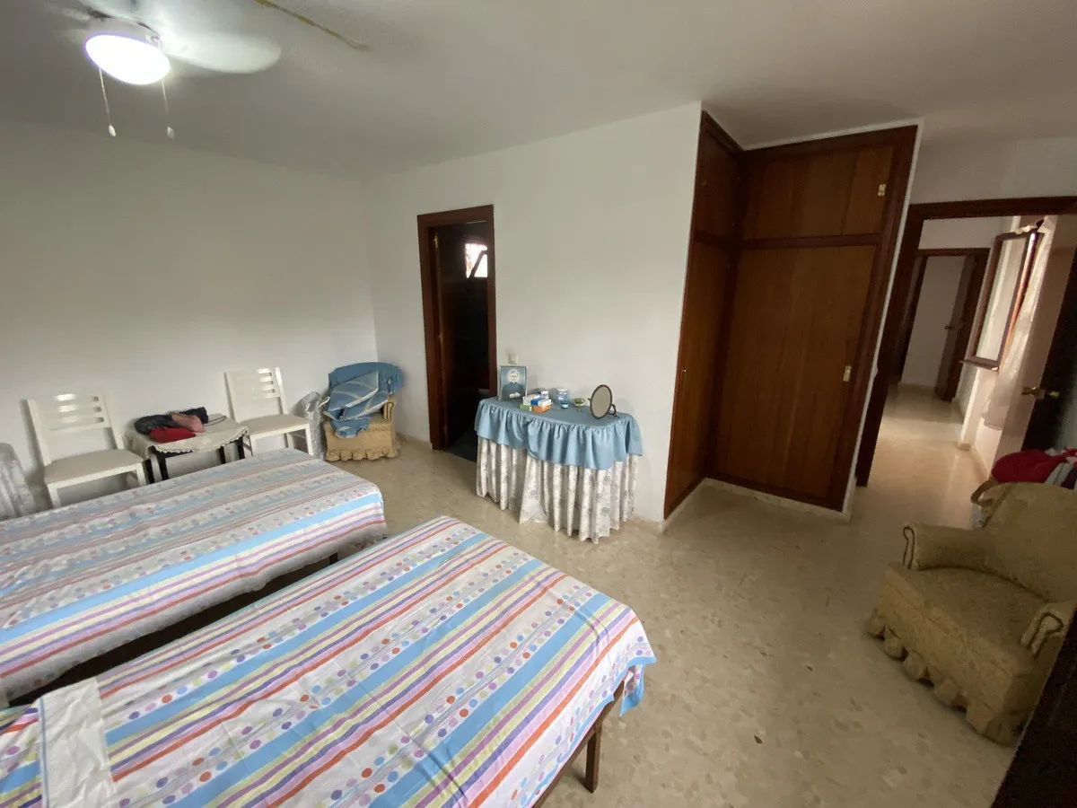 f5d6d80d-3b63-43b0-8407-e0cfecd3da30