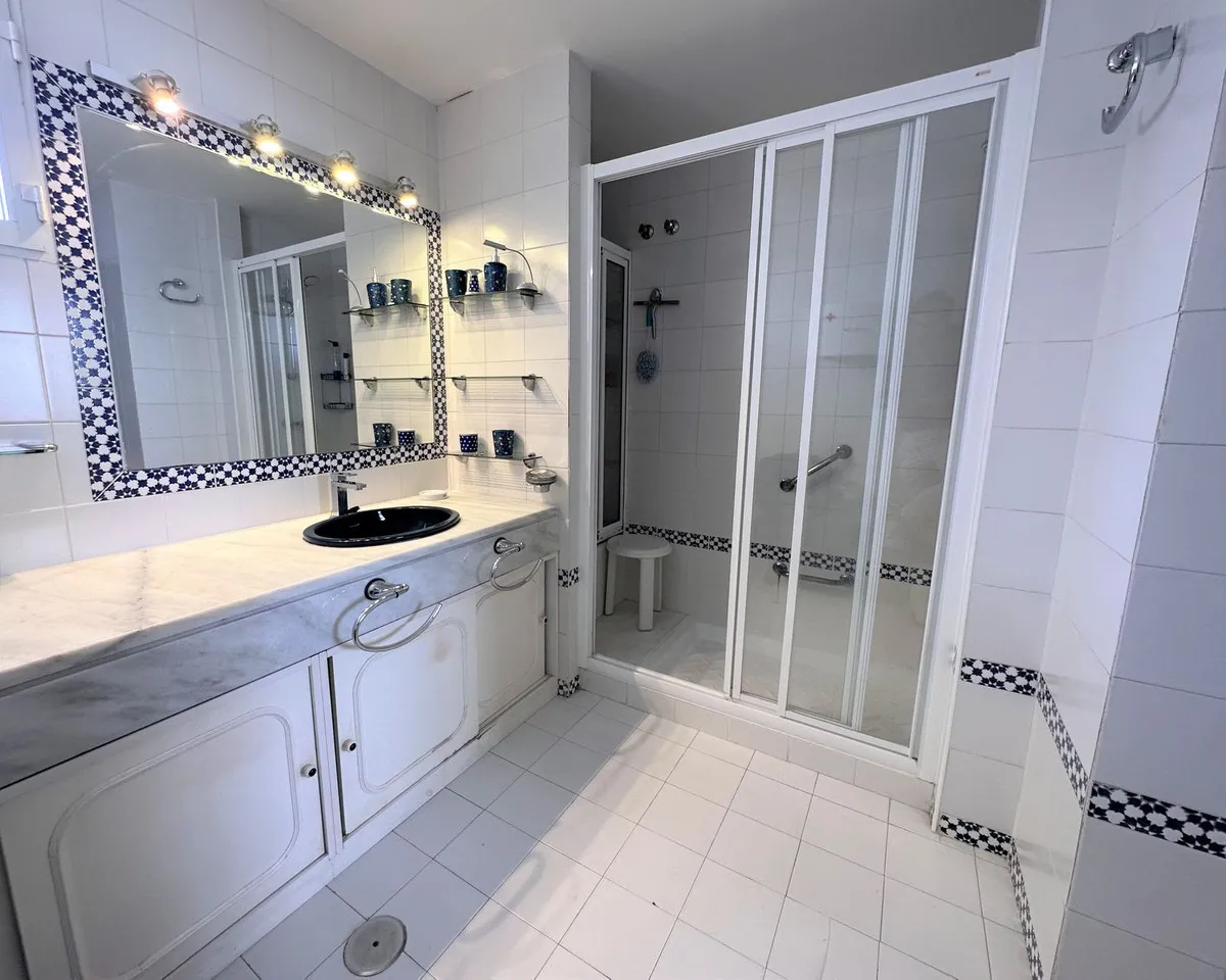 1cd68341-f5b7-4497-bdca-cf4c6fa035b1