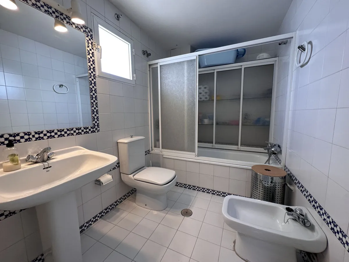 1f50ff36-7cee-40c6-ba19-369d17faa6d1