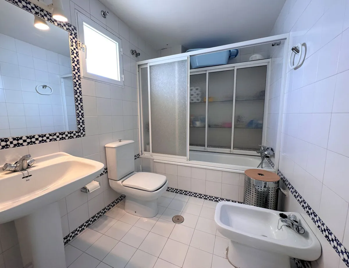 2f539aea-0aca-43b8-8e54-f599b3848791