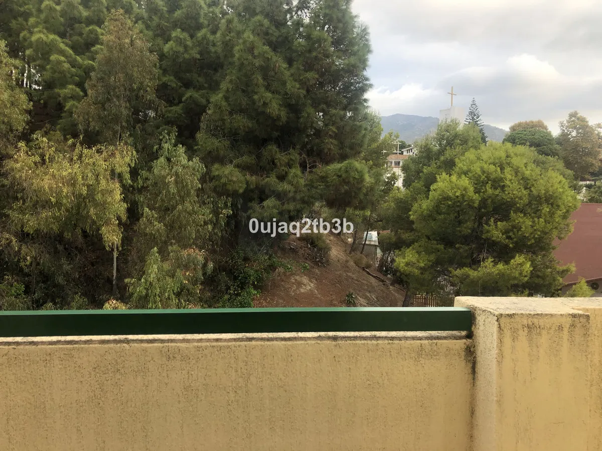 3d9bb1d8-8638-43a4-9db2-11cdd3c54554