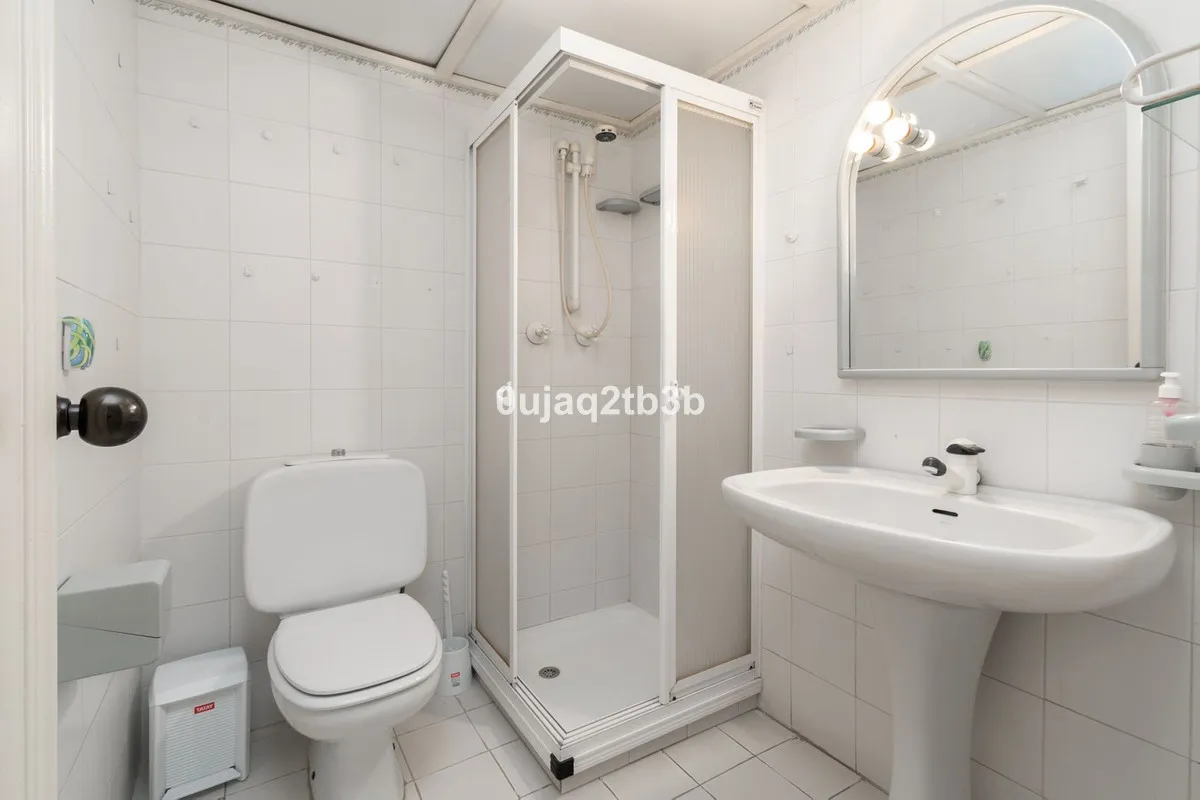 fd2a5763-39f7-47c9-9211-22a68e901e63