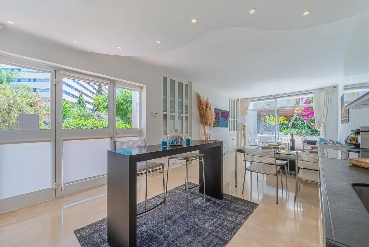 e182682e-1f74-457a-b306-a14ff3840db2