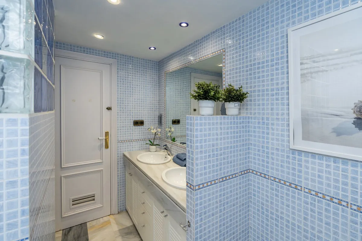 786d29f7-a55e-4473-b68d-380e70bc6408