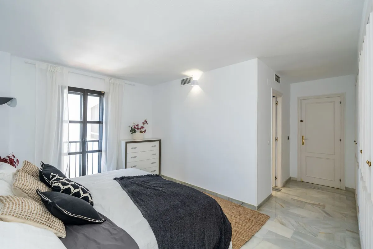 885dd430-d94e-4501-9e54-bd6ca2594d7c