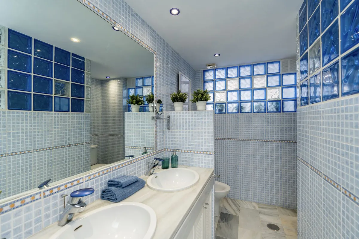 958b4203-01d6-4bfb-bd5e-78fad0b32730