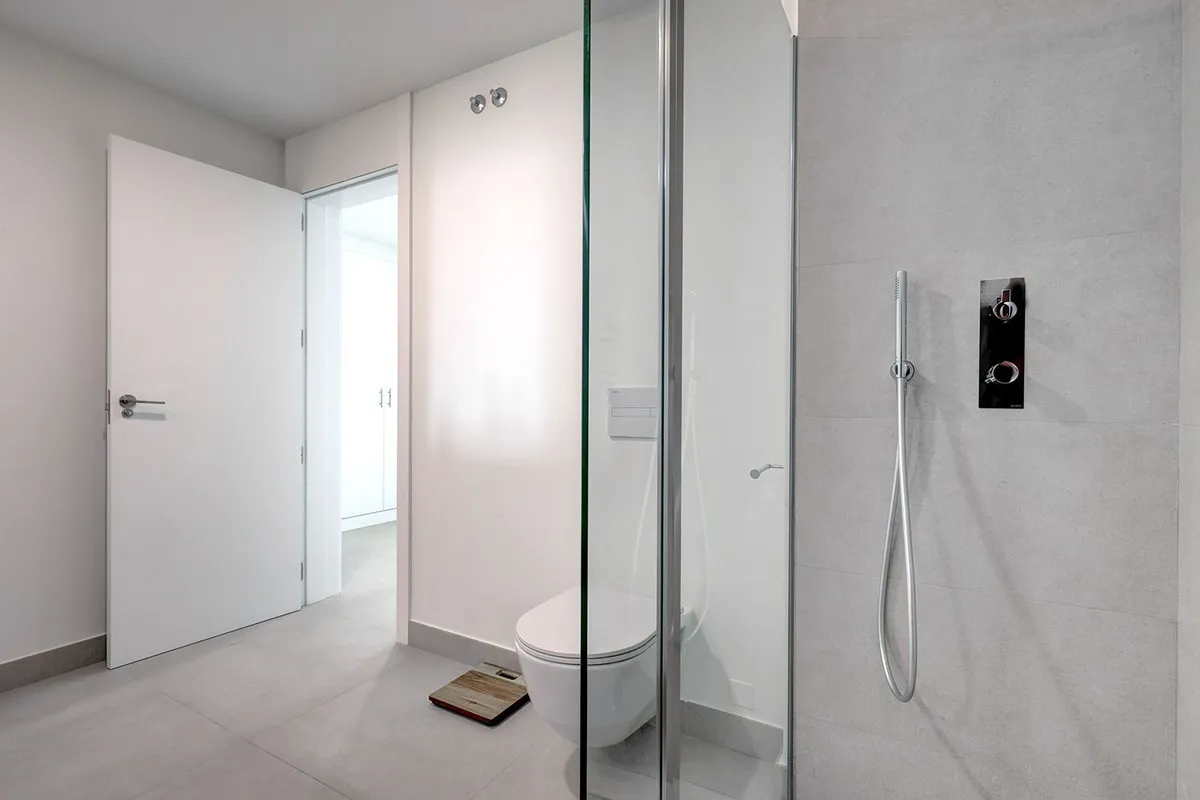 08a1d0e9-7172-45c3-ae6d-5d9dcb8f5397