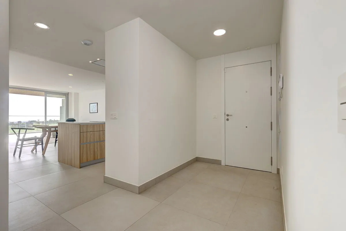 2b203b54-724b-401d-9dbb-9503c375bdf1