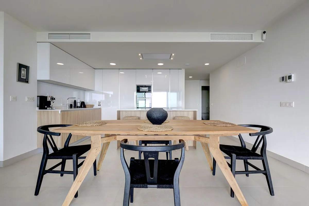 a0bf3aa0-b306-4172-affe-747b10b54db2