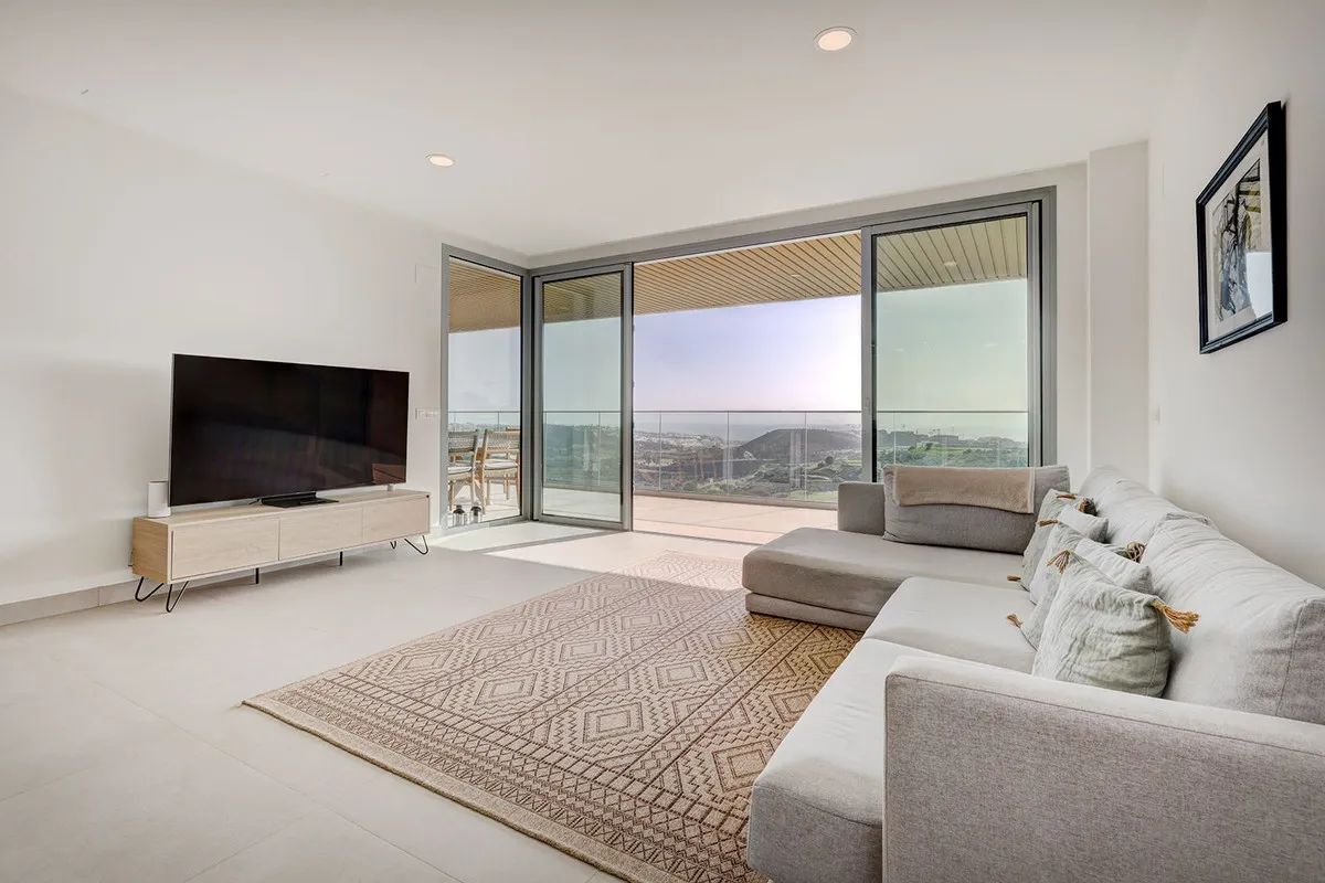 cc345372-4dd5-4f09-9942-7ebebcd0b996