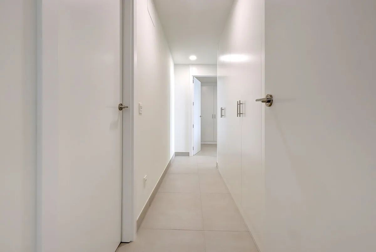 db8b0df4-a2ae-40dc-af21-f5c26e0c1e1f