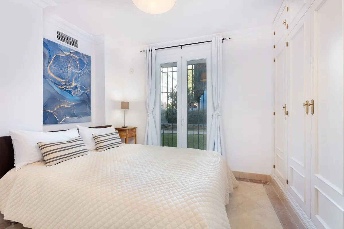 26f90560-c82d-4e0b-8927-c26a3bc126e4