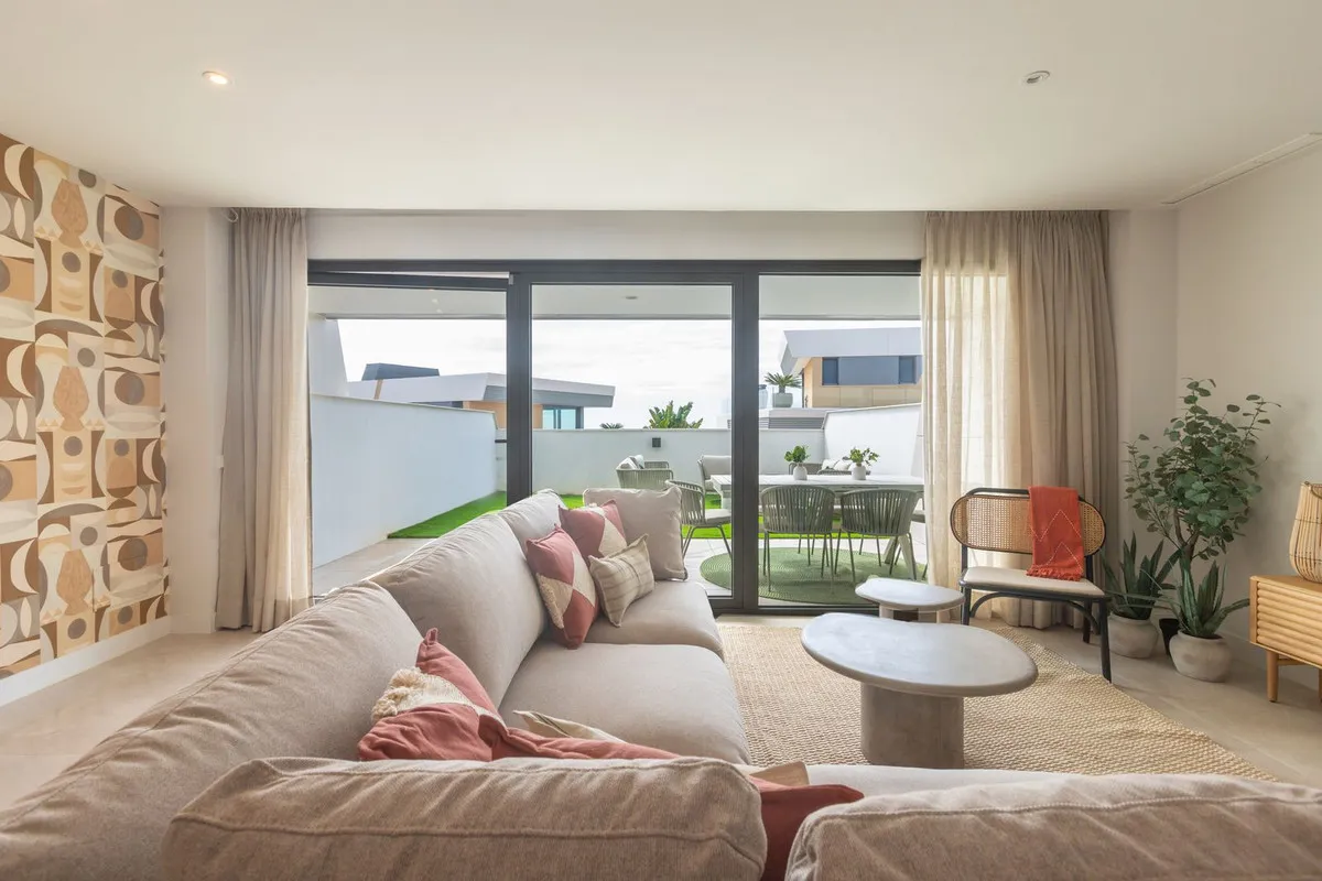 717f59d4-8261-4681-8c91-385395cb0011