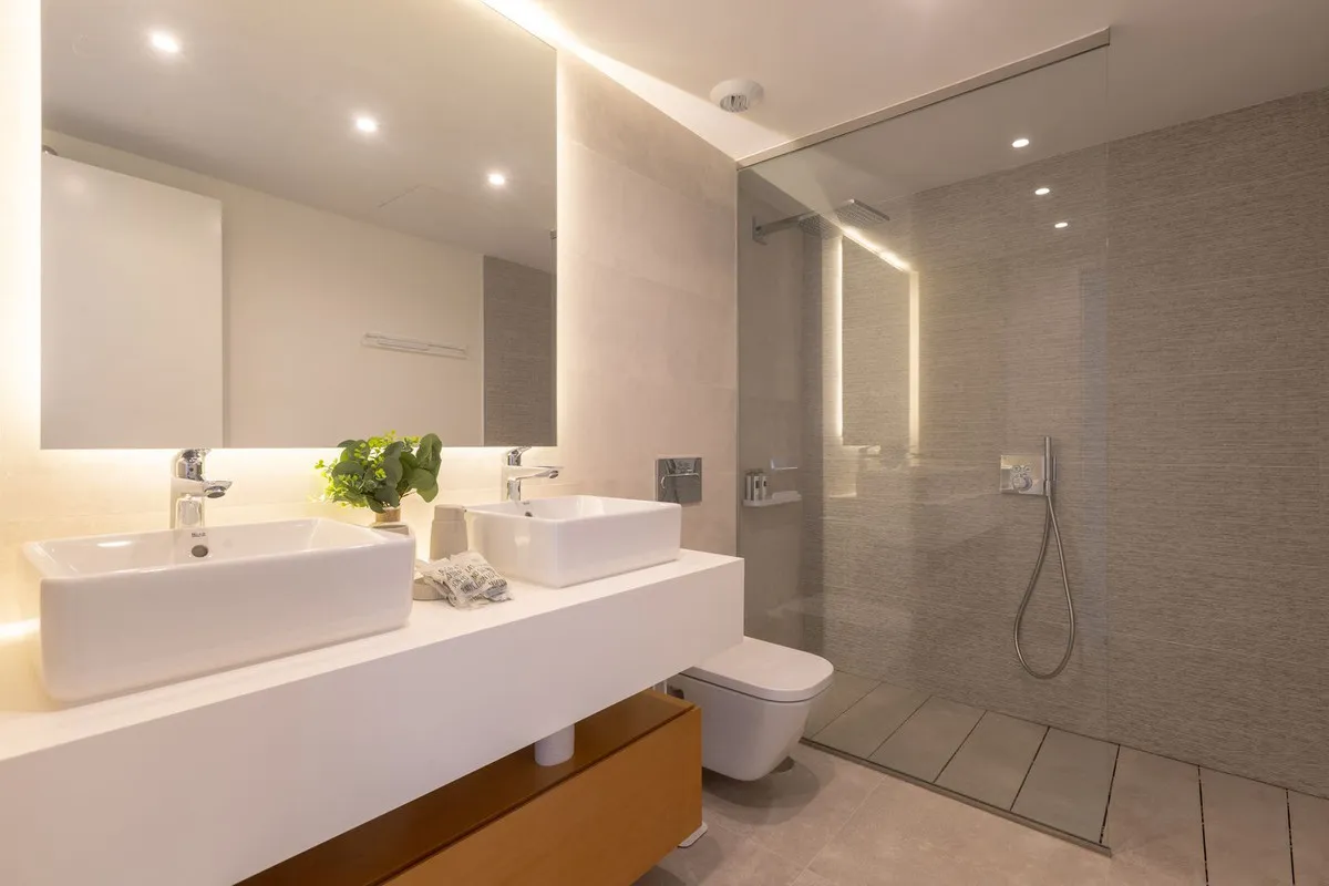 a8d43193-9802-4c53-9a93-9cd8e205f5b6